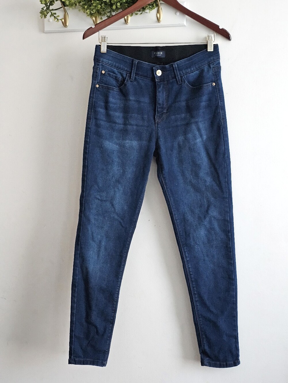 Curve Appeal Women’s Size 8/29 Dark Wash Skinny Jeans Stretch Denim